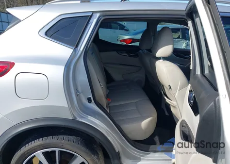 2018 Nissan Rogue Sport Sl z USA, uszkodzony, nr VIN JN1BJ1CP1JW102333